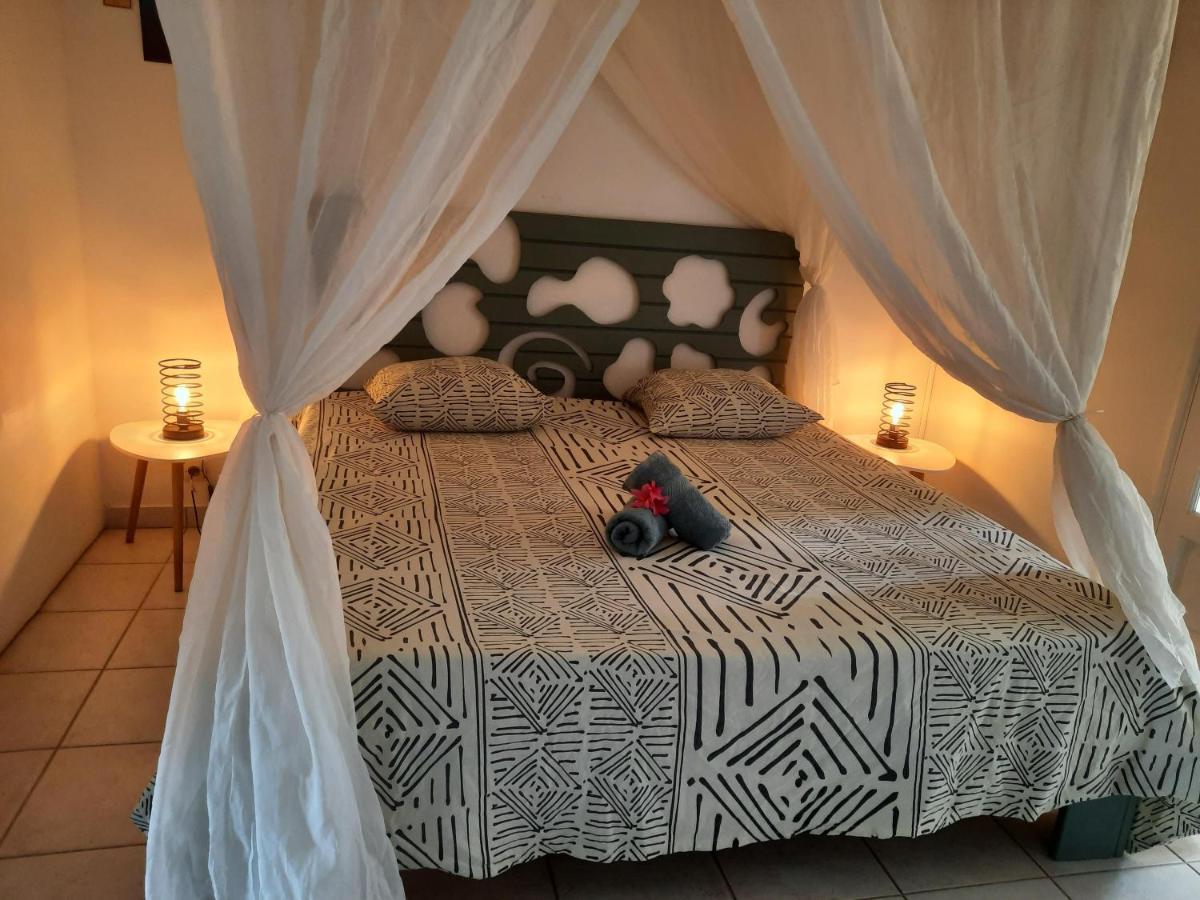 Villa Sur L'Anse Terre-De-Haut Zimmer foto